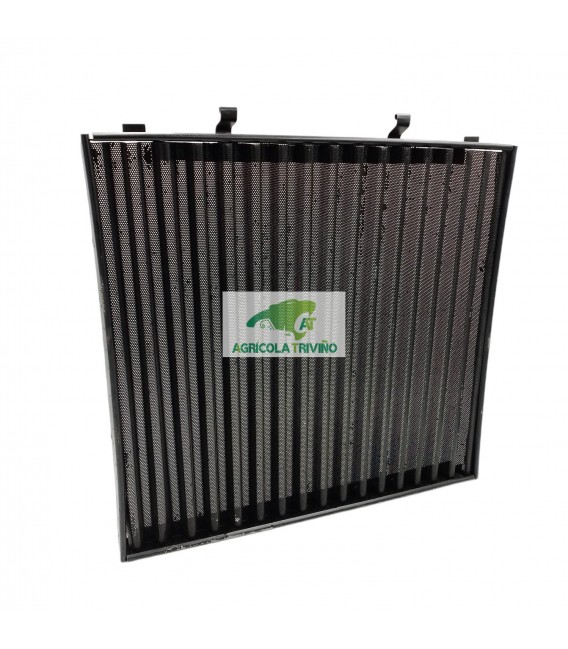 REJILLA CON GRAPAS 570X527MM JOHN DEERE
